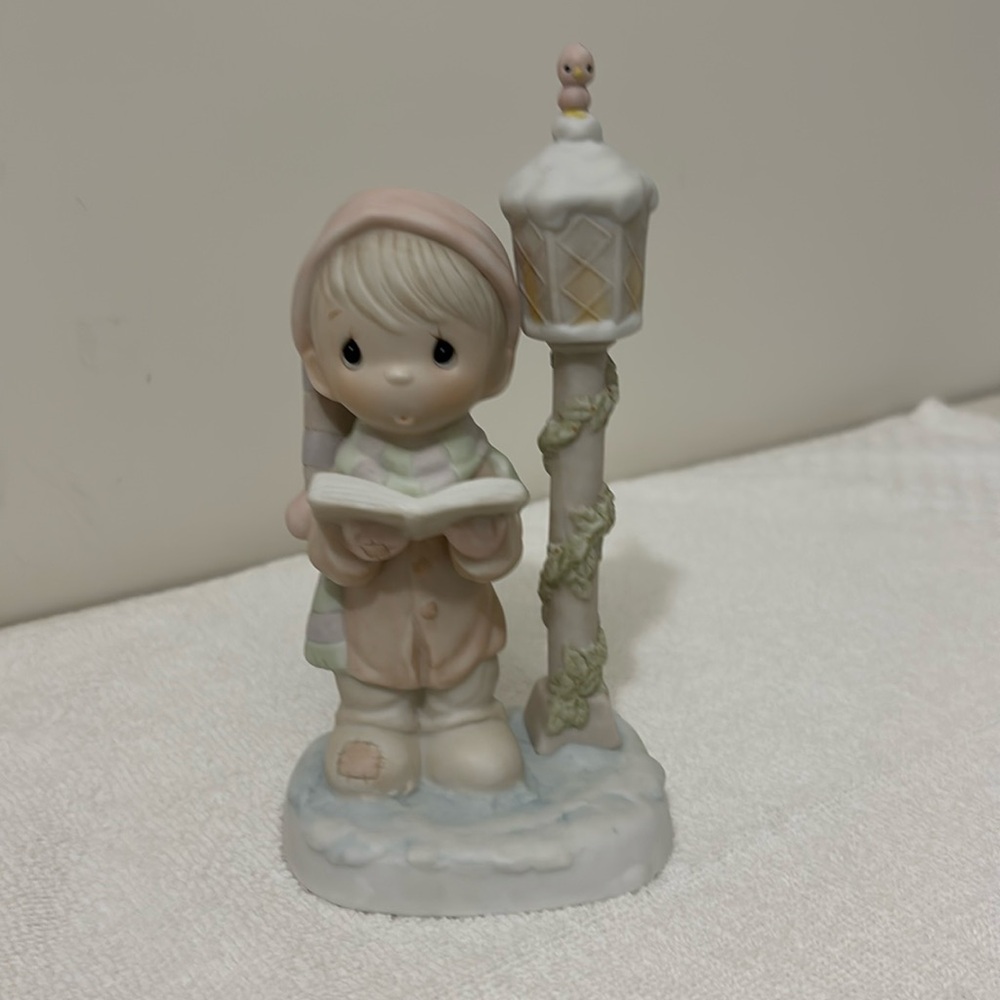 1982 O Come All Ye Faithful Christmas Precious Moments, E-2353